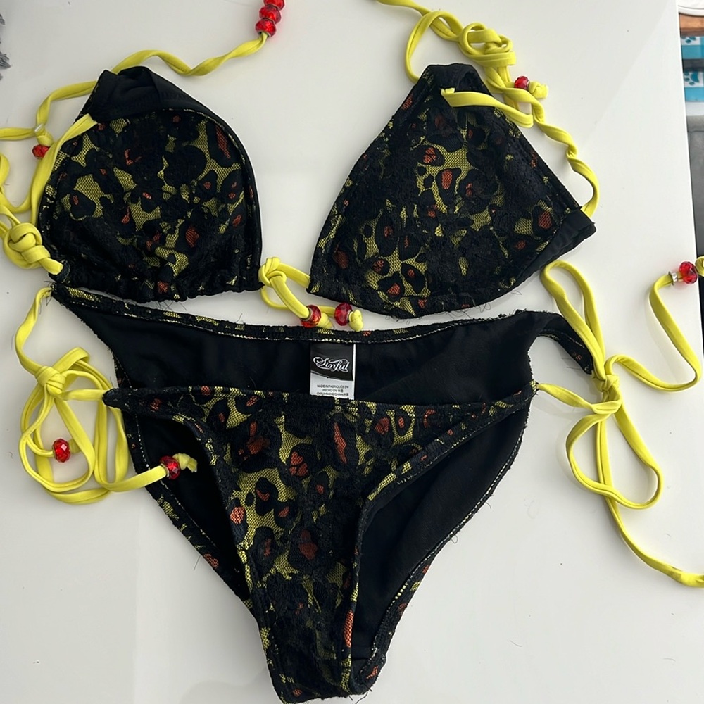 Sinful reversible top bikini size small